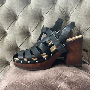 Size 8 Kork chunky wood heel